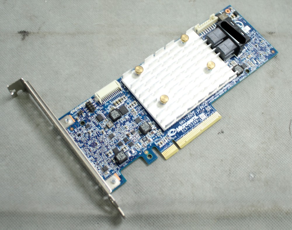 Microchip Adaptec SMARTRAID 3154-8i 2291000-R RAID Adapter Card