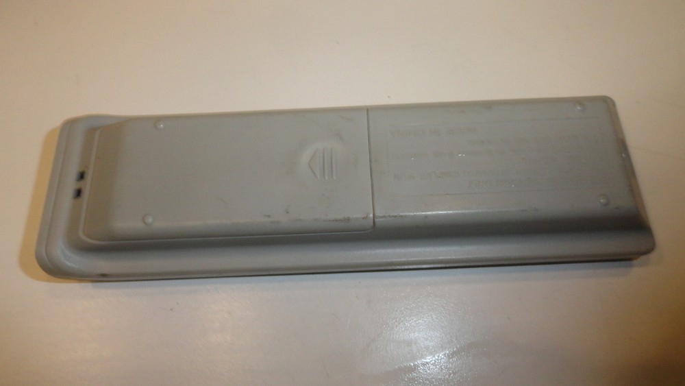 GG5: Sony RMT-CS35A Remote
