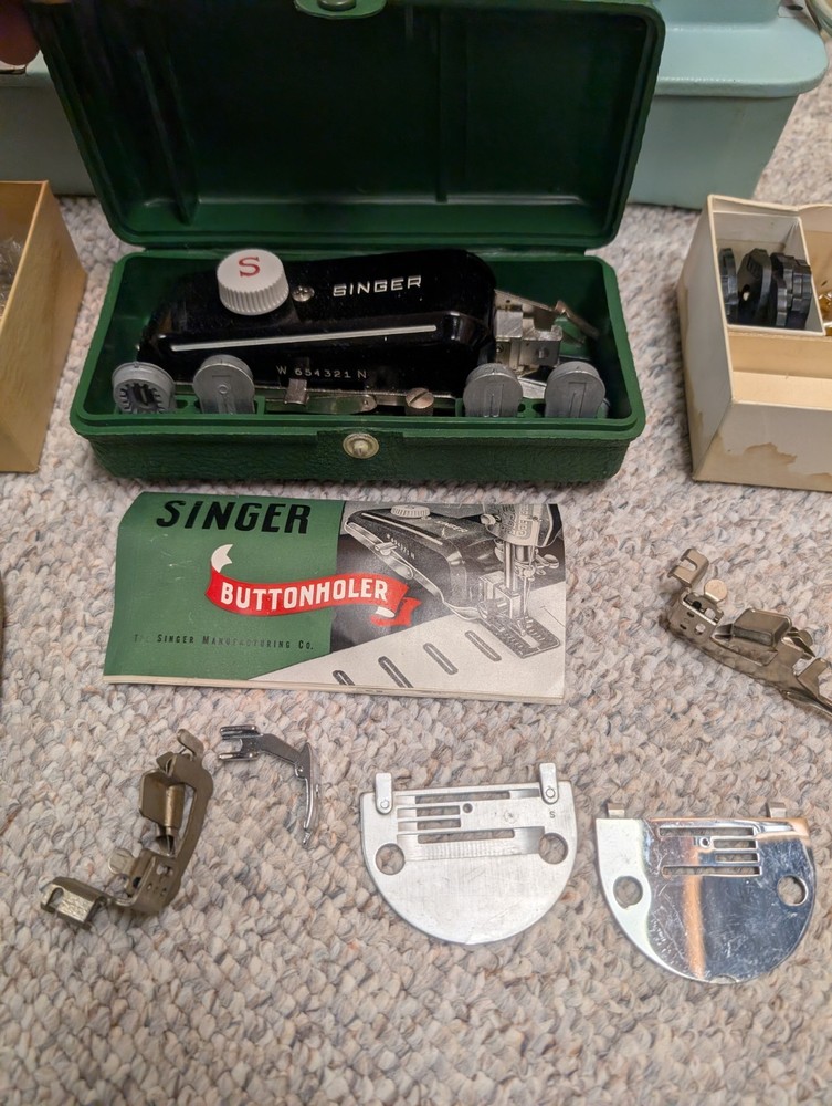 SINGER 338 Sewing Machine Blue With Attachments. Working