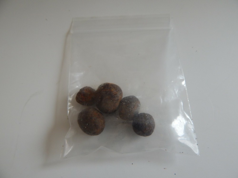 War Relics Balls Round