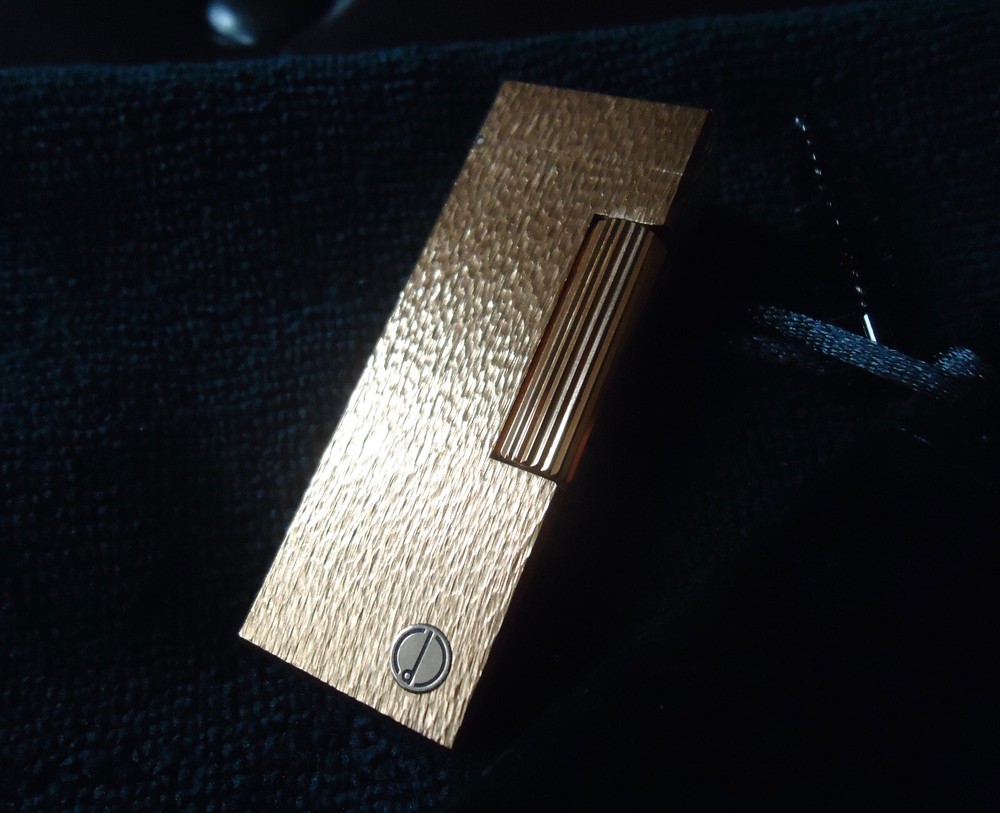 Dunhill Rollagas Lighter - Gold Plated - Textured Pattern - Serviced