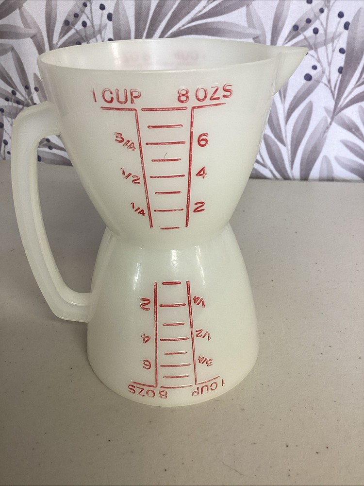 Vintage Tupperware Double Sided Wet/Dry Measuring Cup