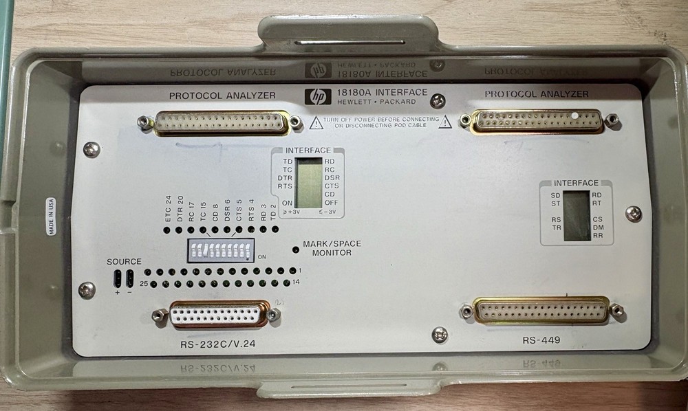 HP 4952A Protocol Analyzer – with 18180A Interface, Cables & Bag. Untested.