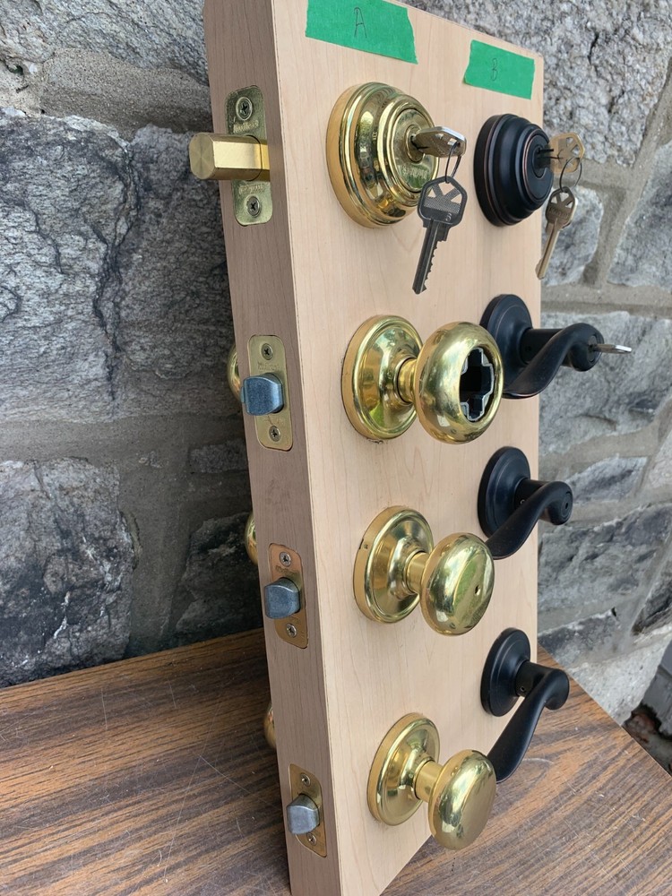 Kwik Set 3 Pack Main Front Entry Locking Keyed Dead Bolt Privacy & Hall & Closet