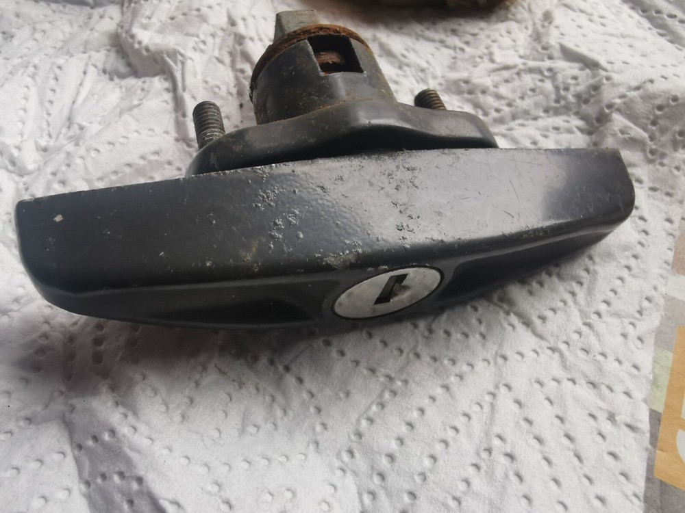Austin Mini Cooper Rover handle twist lock boot lid handle tailgate original