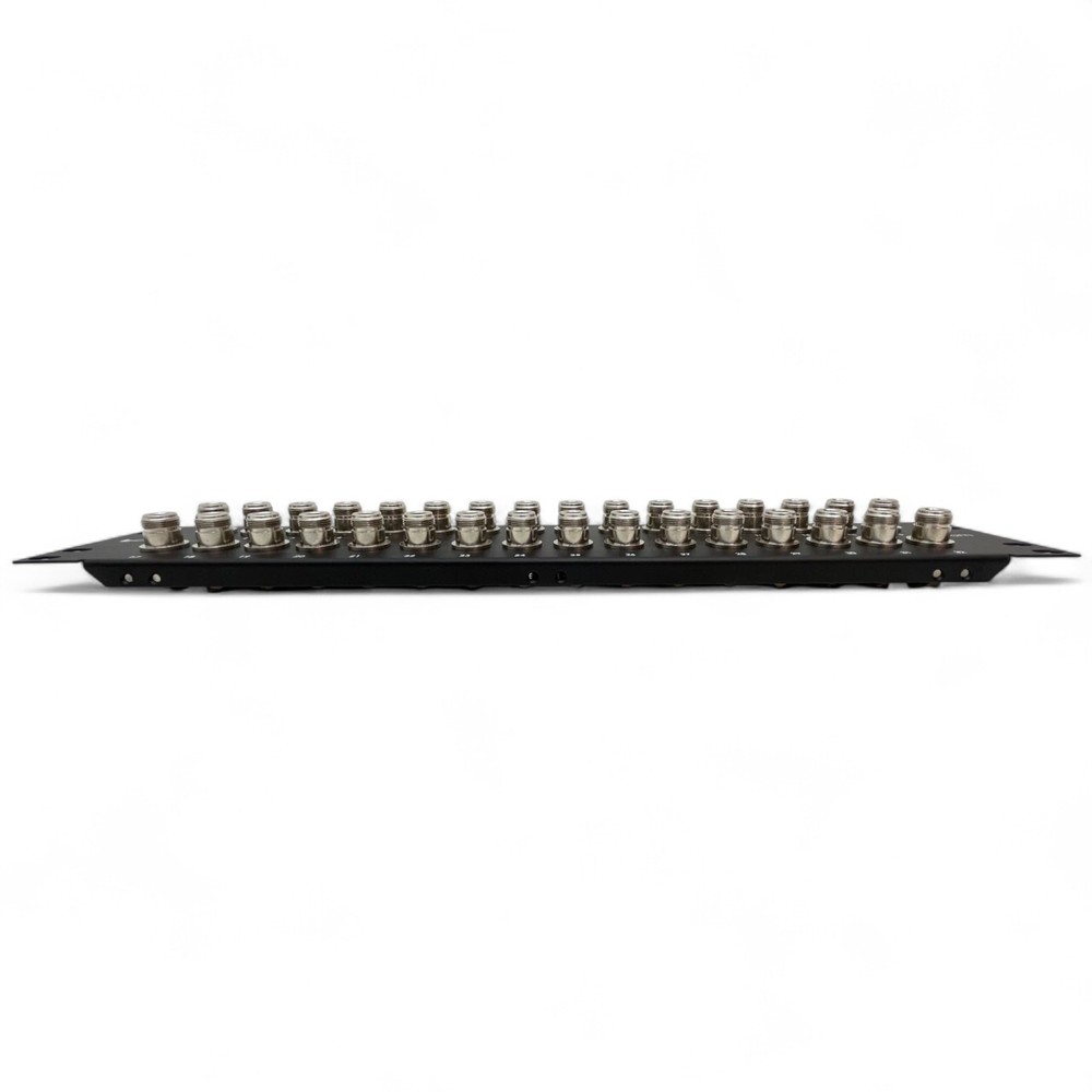 L-Com 32-Port TNC Female Bulkhead Feed-Through Panel 2U Rack Mount Patch Panel