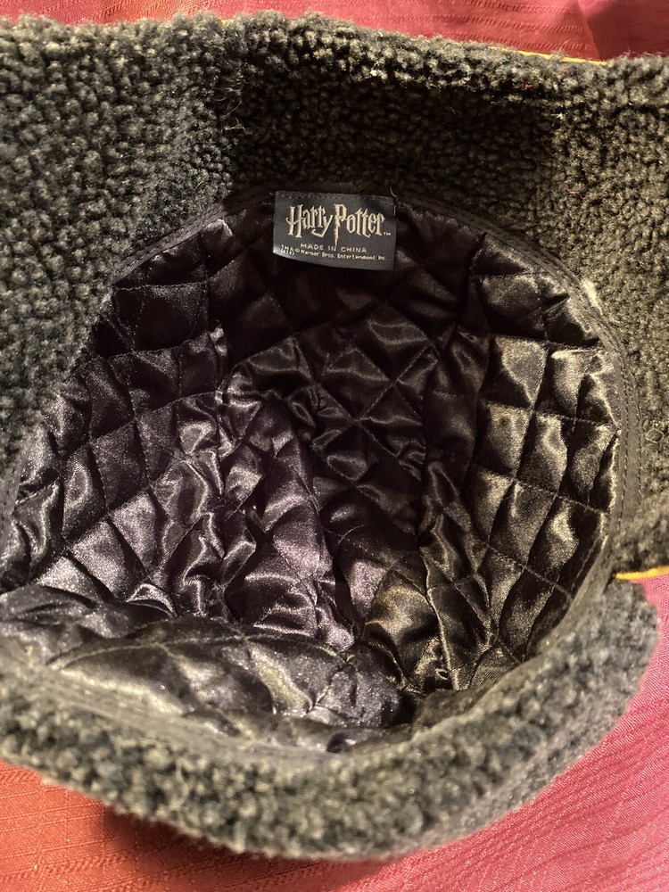 HARRY POTTER Fleece Bomber Style Hat...NICE!!