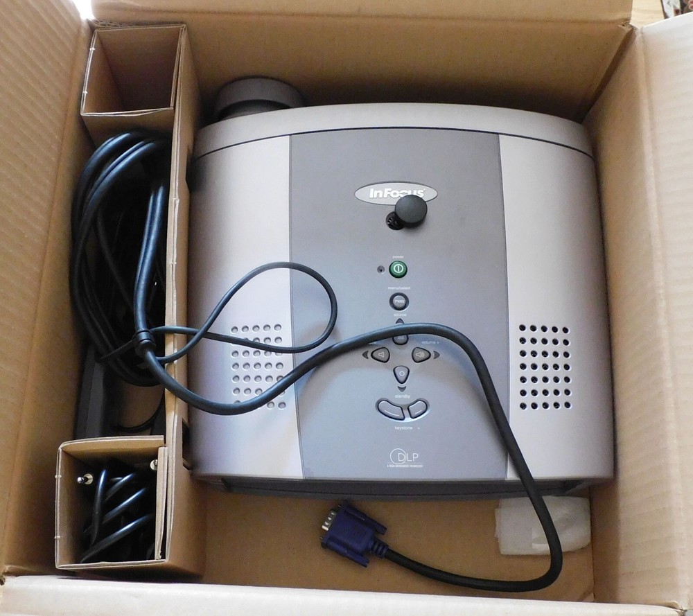 InFocus Projector Model LP500 with Remote and Cables, Working