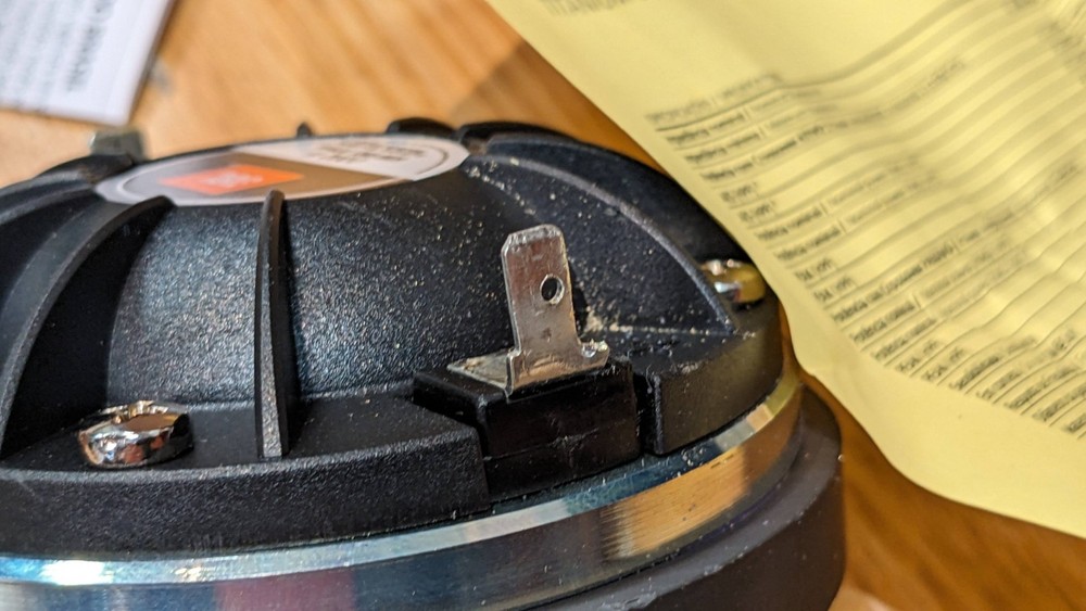 JBL Selenium D202TI 1-Inch 8-Ohm Titanium Compression Horn Driver