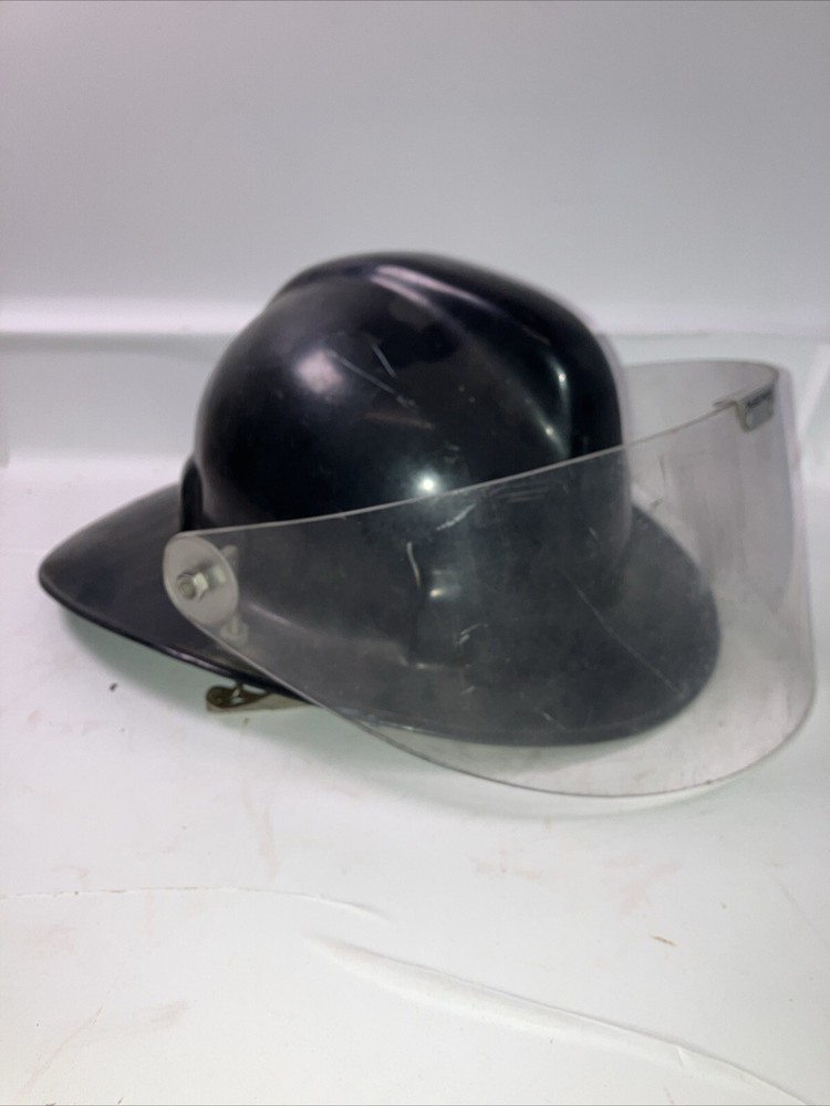 Super Chieftain Fire Helmet With Liner & Shield