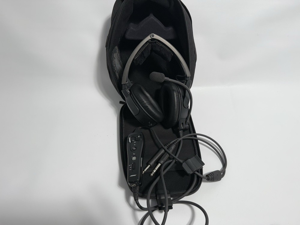 Bose A20 Aviation Headset with Bluetooth, dual cable, and case