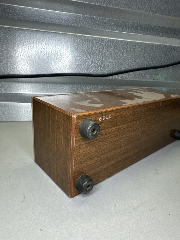 Airborne Instruments Laboratory Type 30 Precision Attenuator