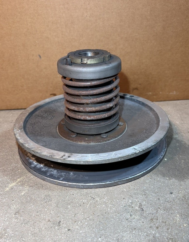 Suzuki Eiger 400 4x4 Secondary Clutch OEM