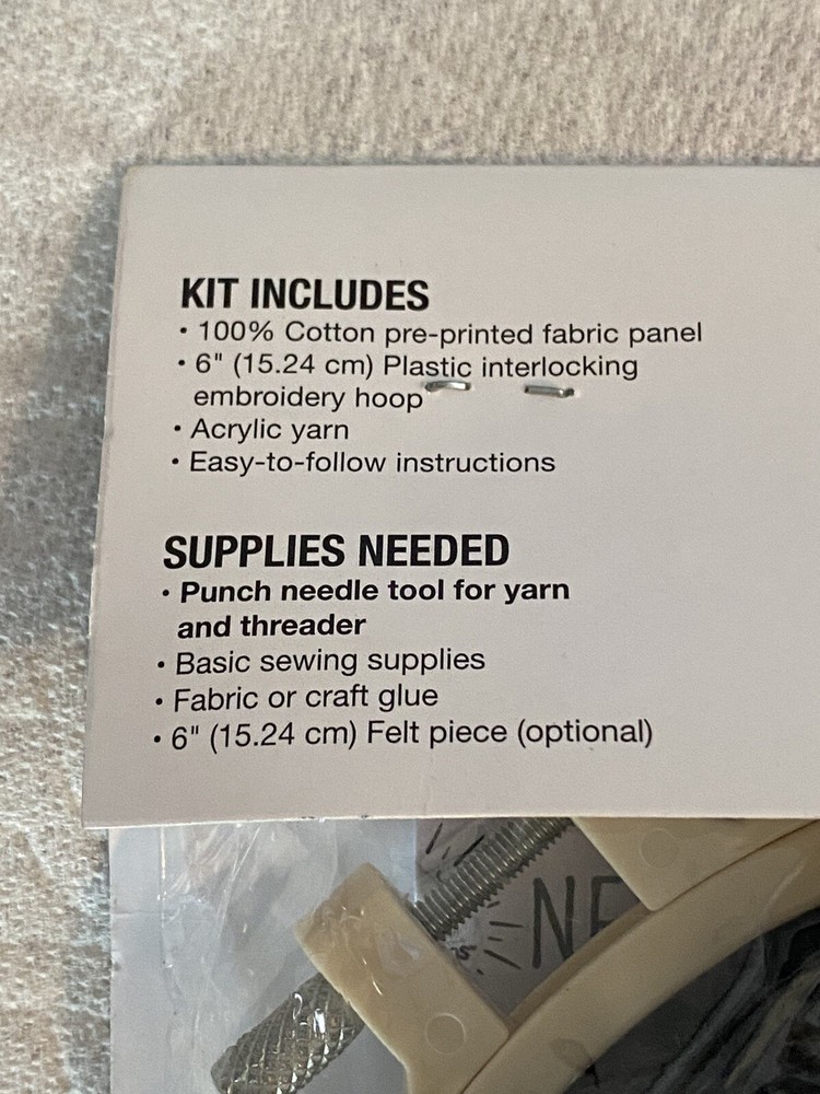 FABRIC EDITIONS Punch Needle Kit LEOPARD, Beginner Level, Finished Size 6” NEW