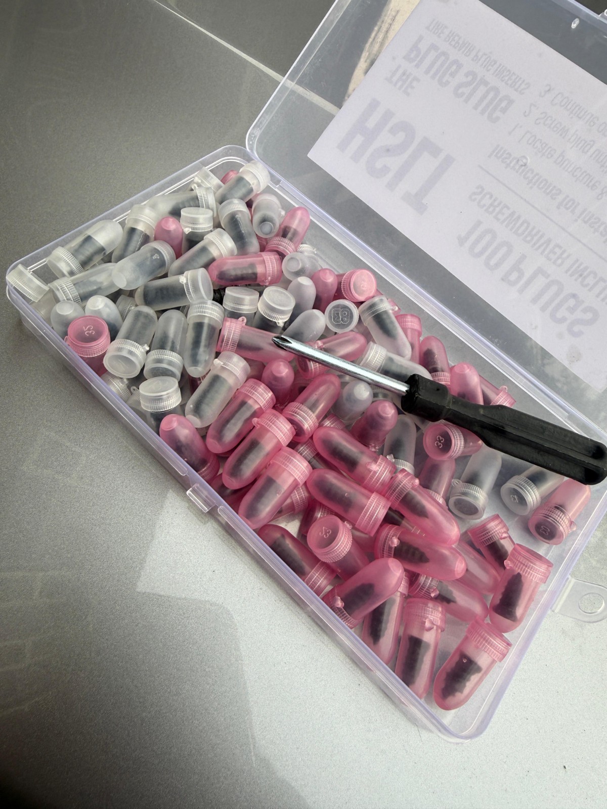 100Pcs Tire Repair Rubber Nails Tyre Puncture Repair Screws Kit with Screwdriver