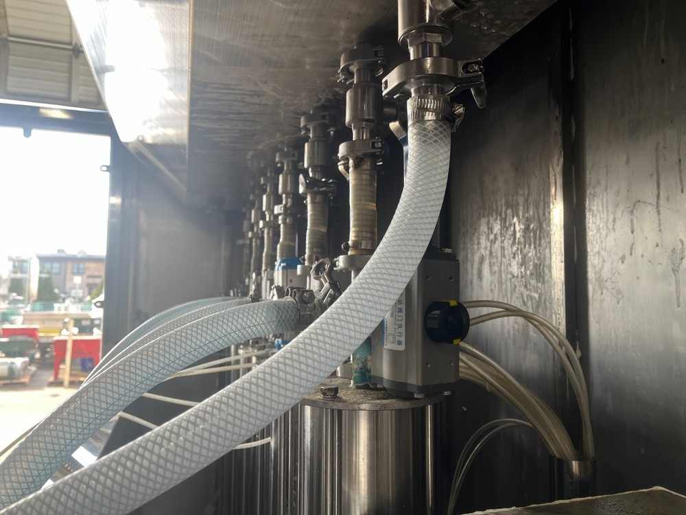 6-Head Bottle Filler