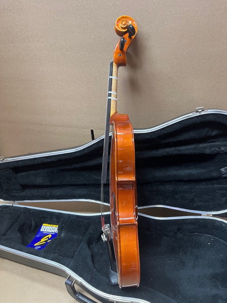 Hermann Beyer E201/3 3/4 Violin W/ Case