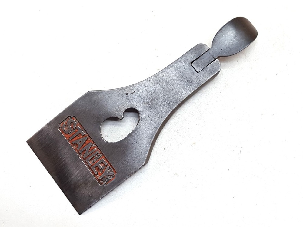 2608 Stanley Bailey No. 4; Lever Cap, Post