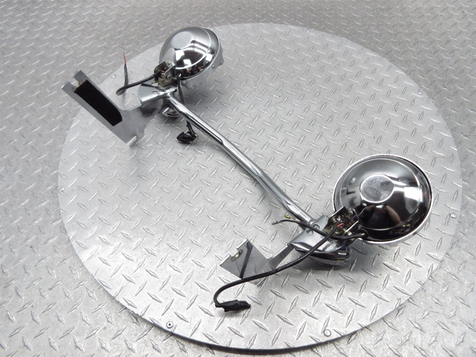 2000 Harley Electra Glide Ultra Classic FLHTCUI Accessory Aux Fog Light Bar