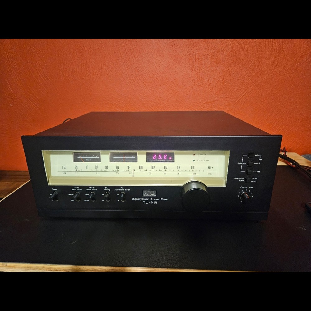 Sansui TU-919 Am/FM Stereo Tuner
