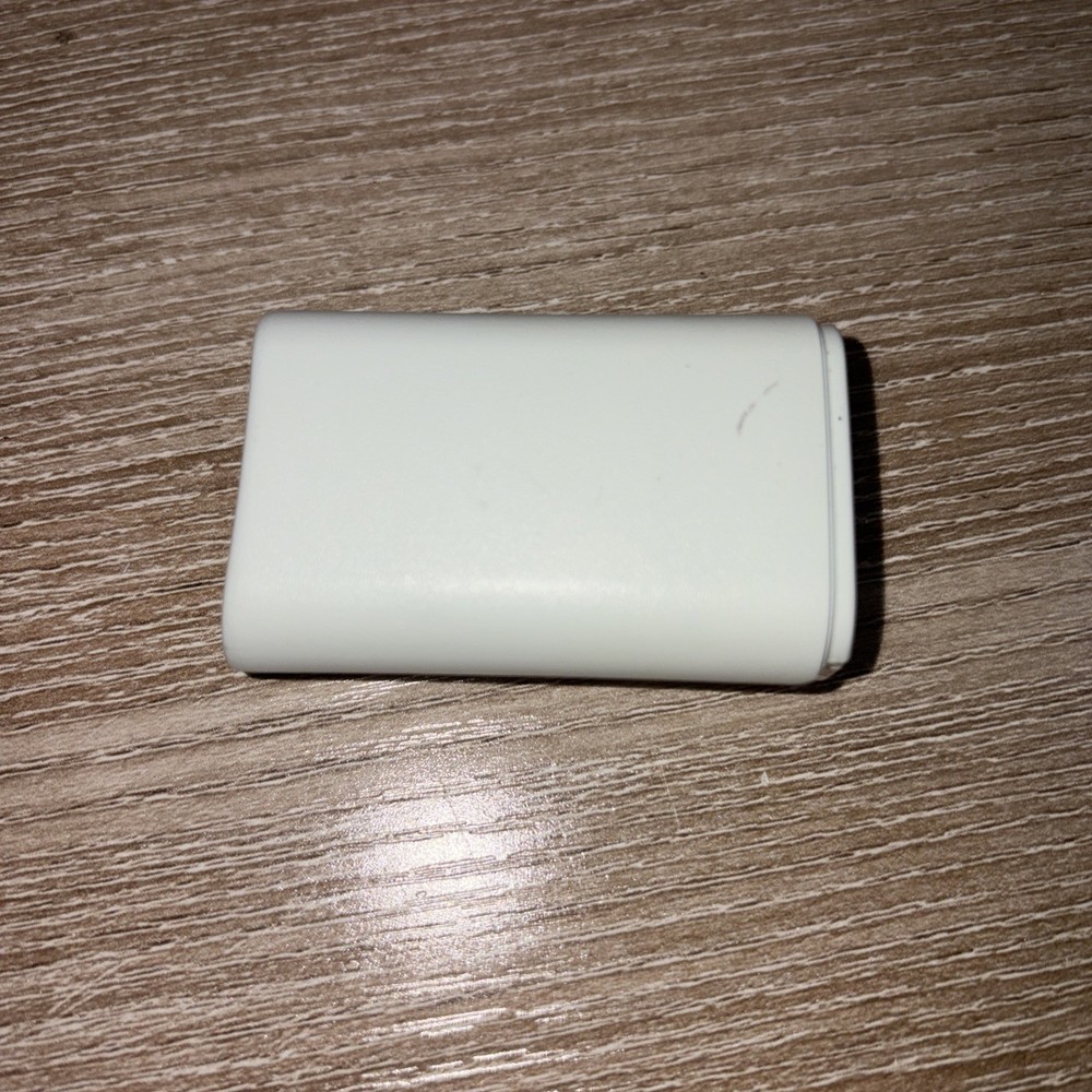 Xbox 360 White Rechargeable Battery Pack for Controller OEM