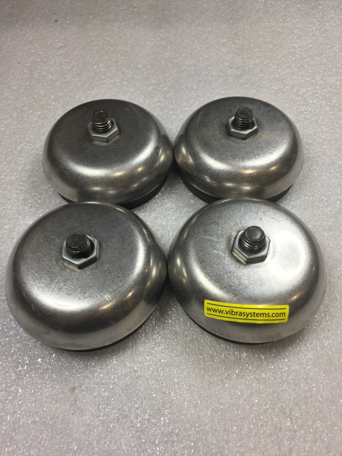 SET OF 4 VIBRASYSTEMS ANTI VIBRATION FEET 4IN DIAMETER 2IN HEIGHT 1IN RUBBER