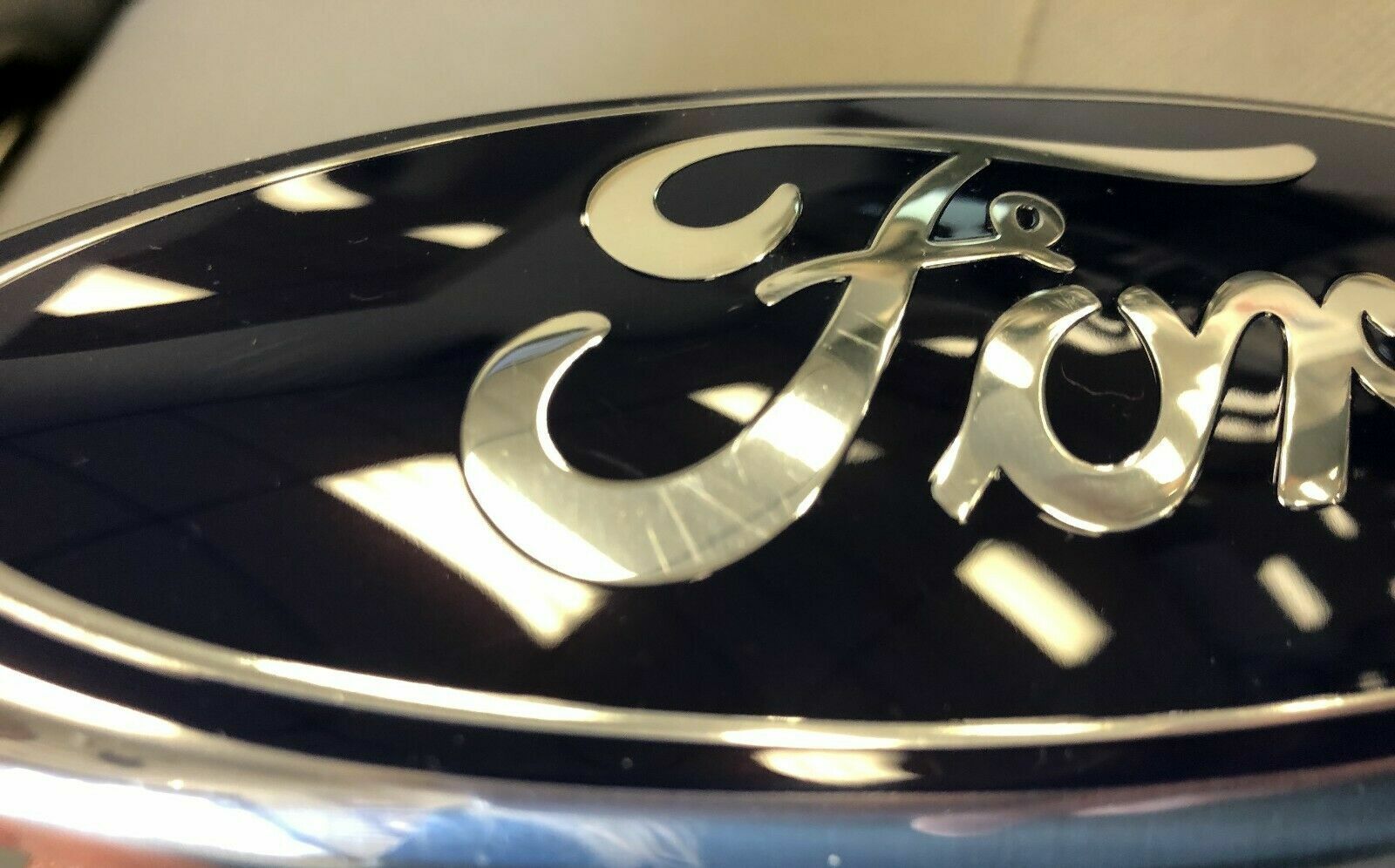 NEW 06,07,08,09,10,11,12 Ford Fusion Grille OEM Emblem