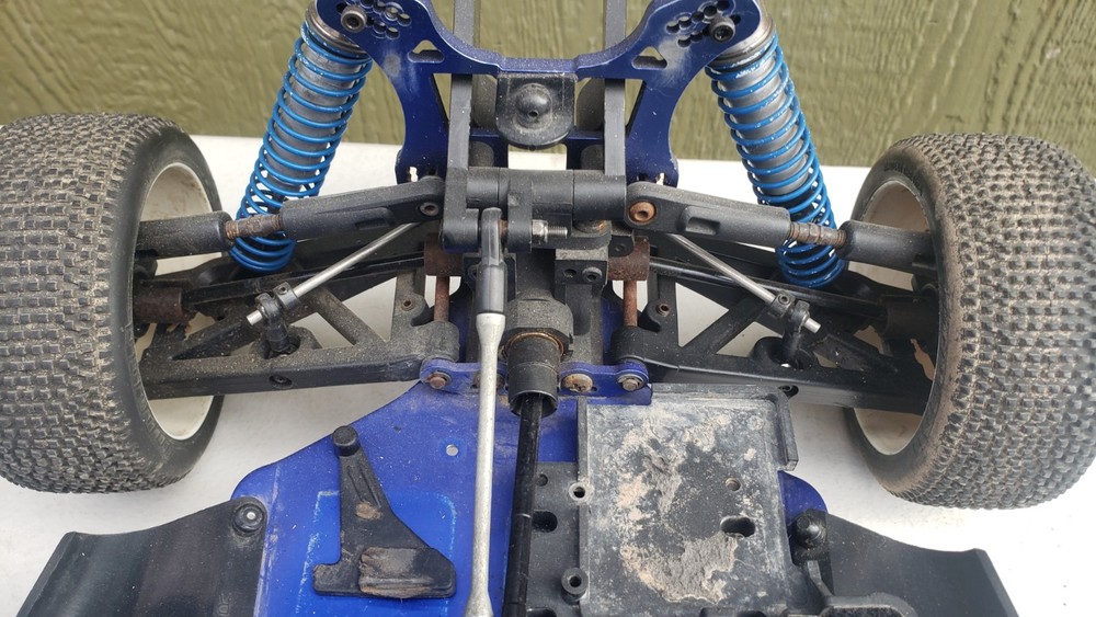 KYOSHO INFERNO ELECTRIC BUGGY