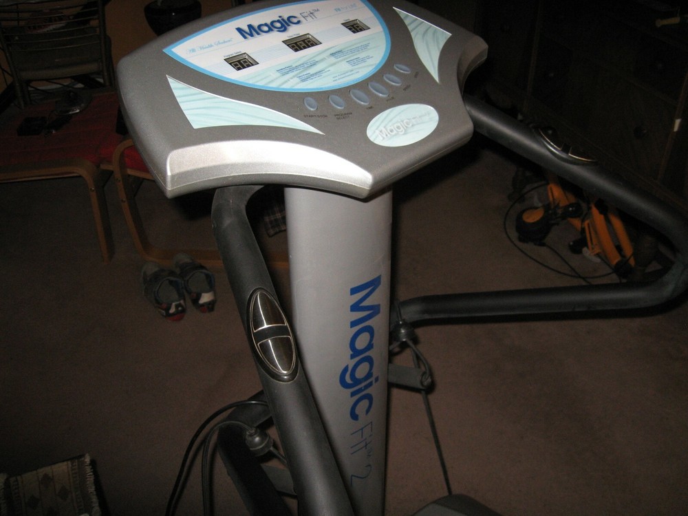 Magic Fit 2 vibration exercise machine