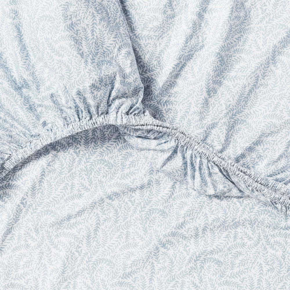 Queen 250 Thread Count Organic Percale Sheet Set Blue Floral - Threshold: