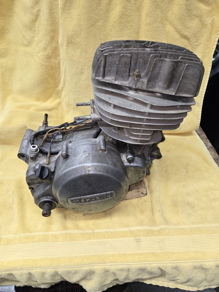 73 Suzuki TS 250 TS250 engine motor