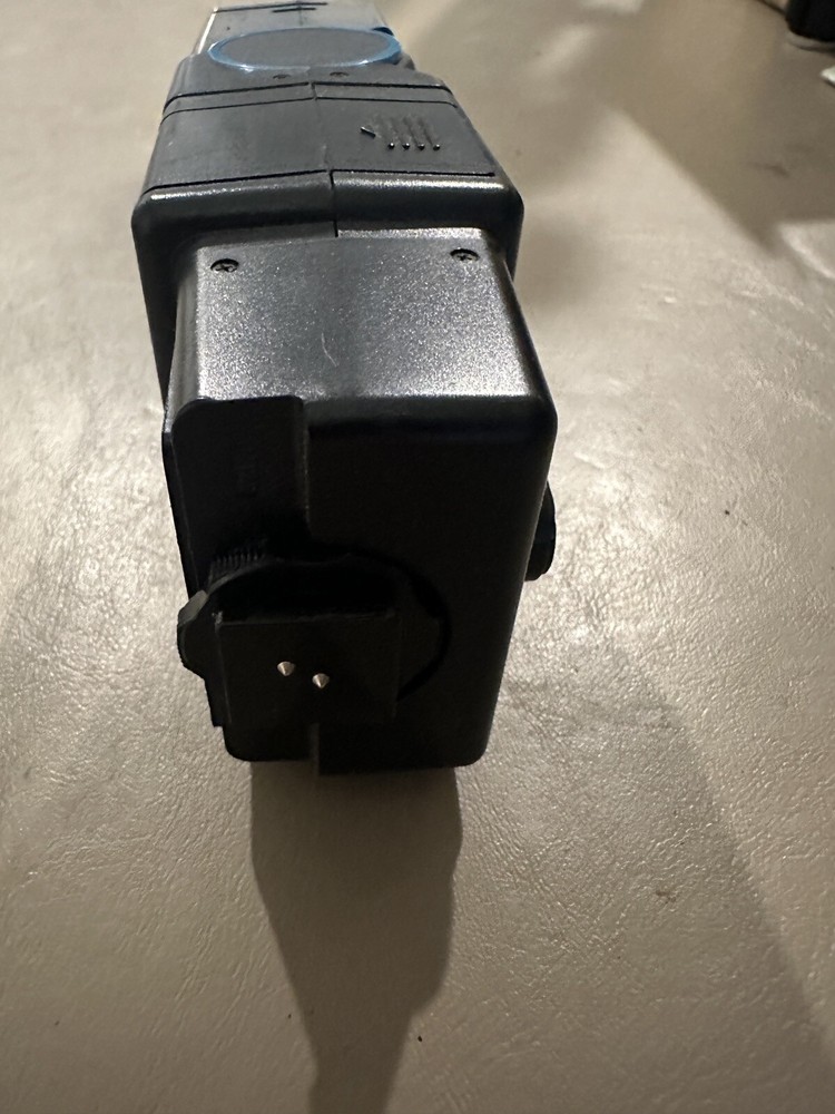 Vivitar Auto Thyristor 3700 Camera Flash UNTESTED