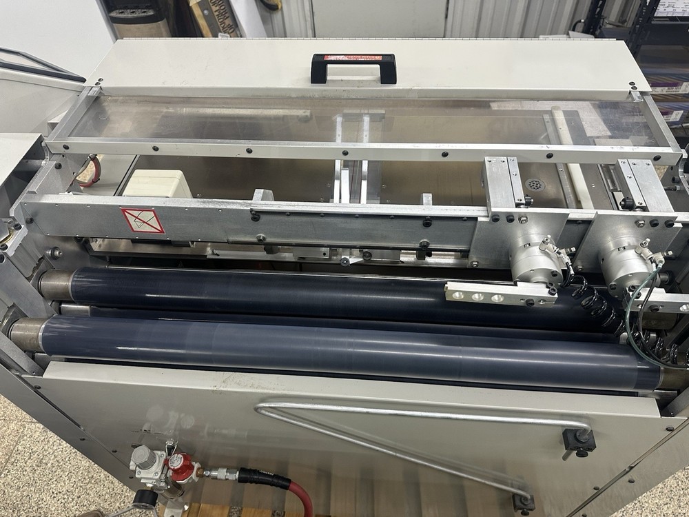 GP2 Tech - EC-3 Autocase - Automatic Book Case Making Machine