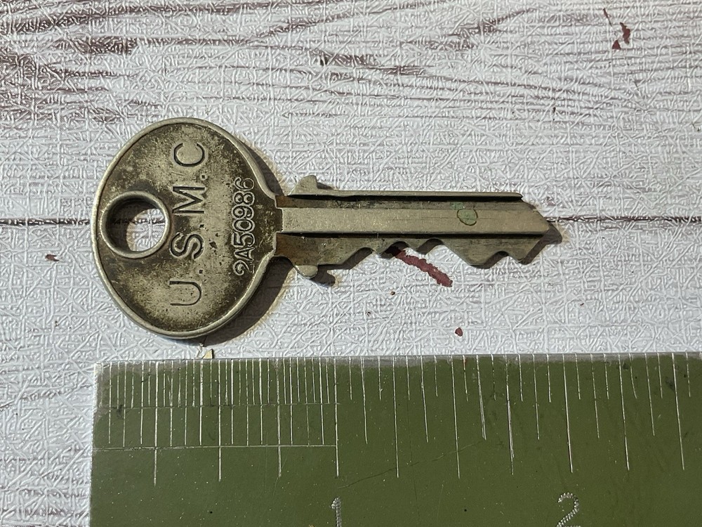 ORIGINAL WWI USMC MARKED KEY