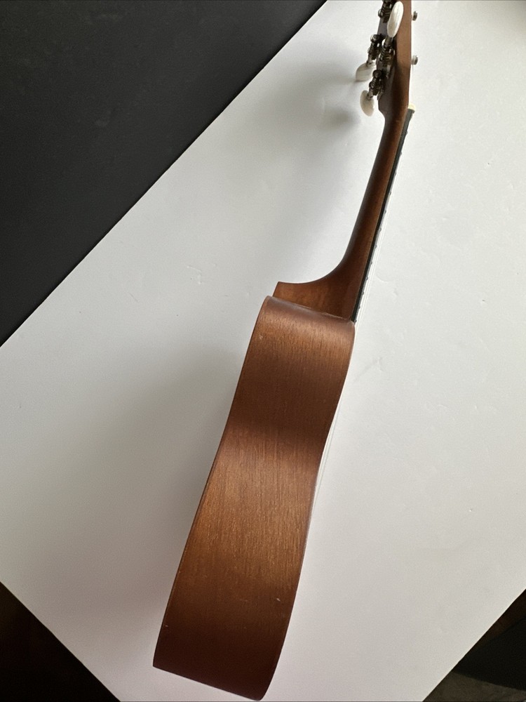 Lanikai LU-11 Ukulele Extra Strings