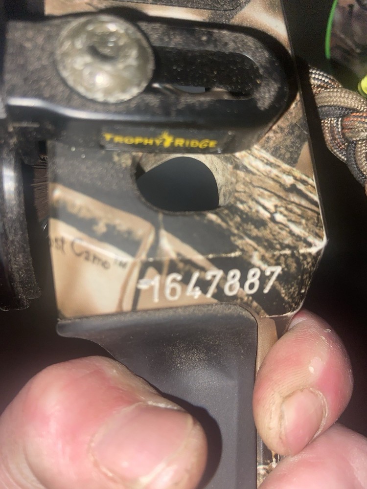 Mathews Compound Bow Lost Camo Trophy Ridge Sight B-Stinger Stabilizer