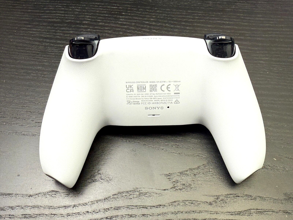 PlayStation 5 DualSense® Wireless Controller - White