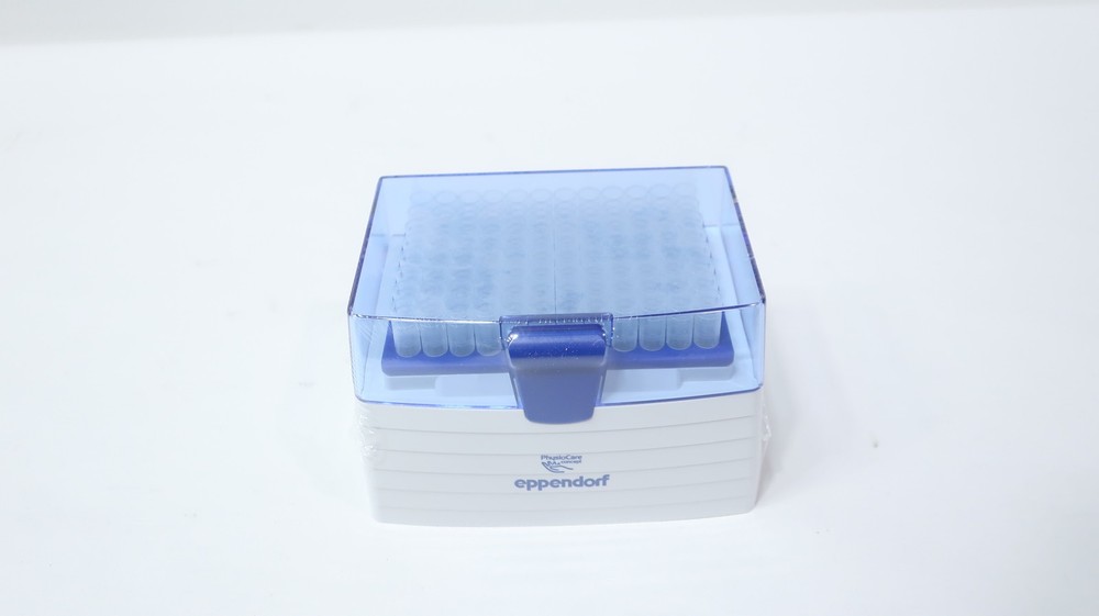 Eppendorf 2247030-2 Series 2000 Reference 100-1000ul