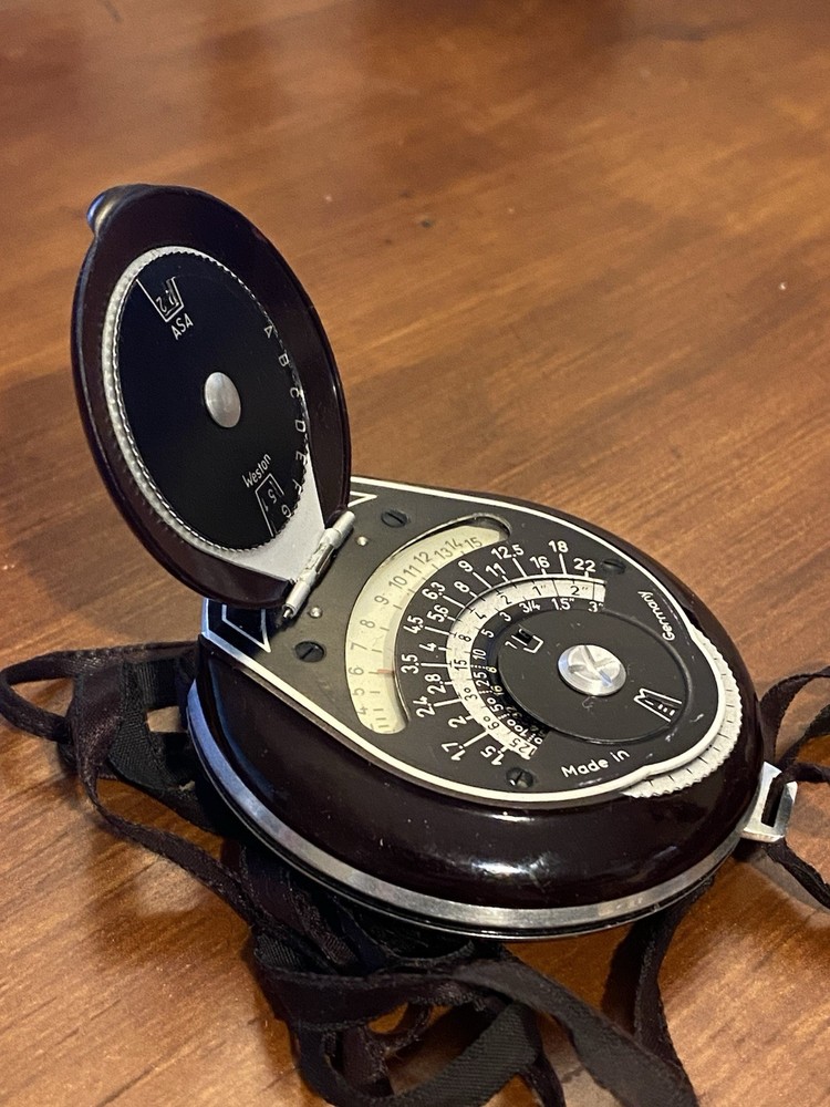 Vintage Bertram Chrolon Light Meter