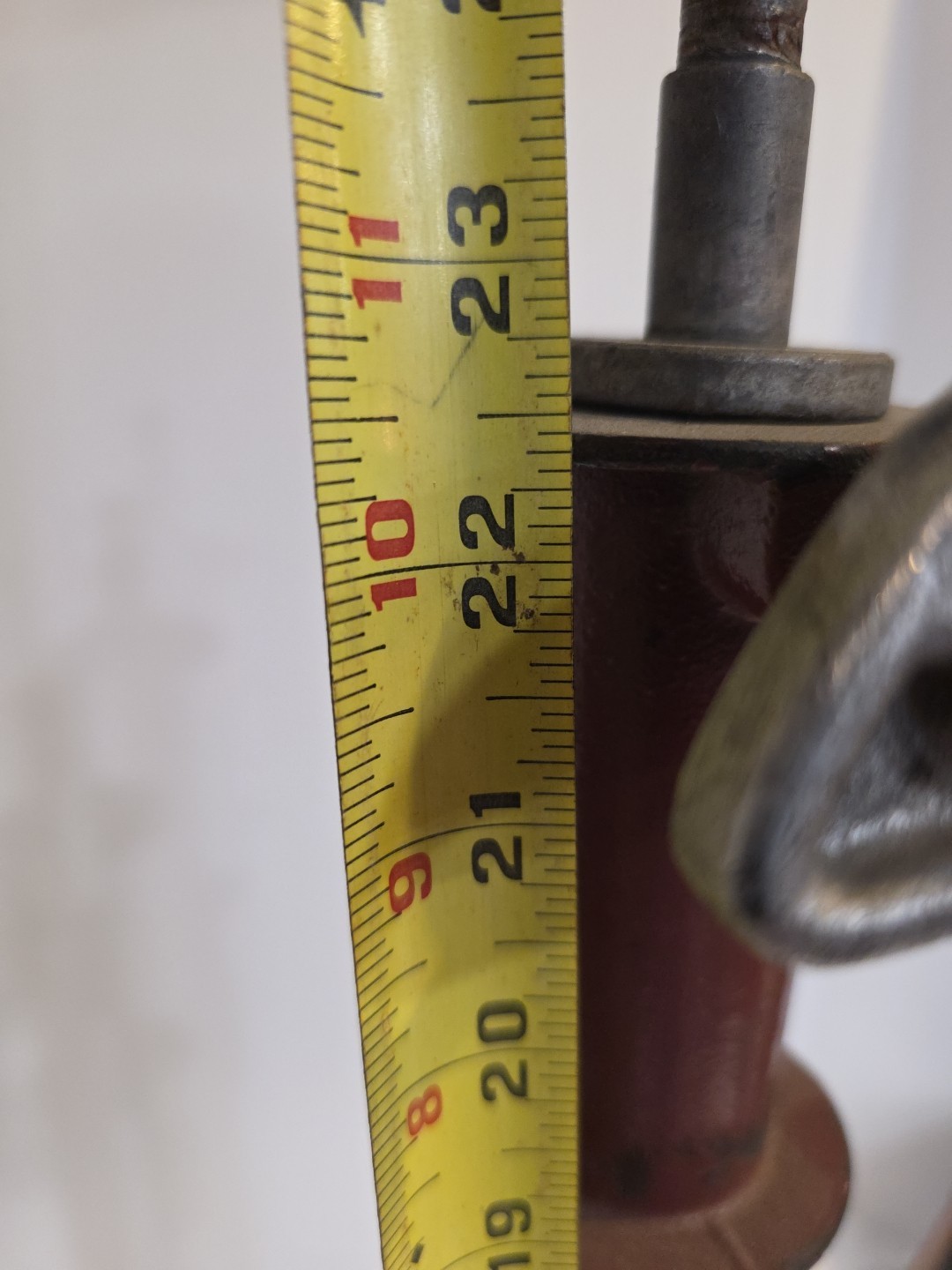 Mole-Richardson Heavy Duty Junior Size Low Stand 22-32" High W/Light Pin