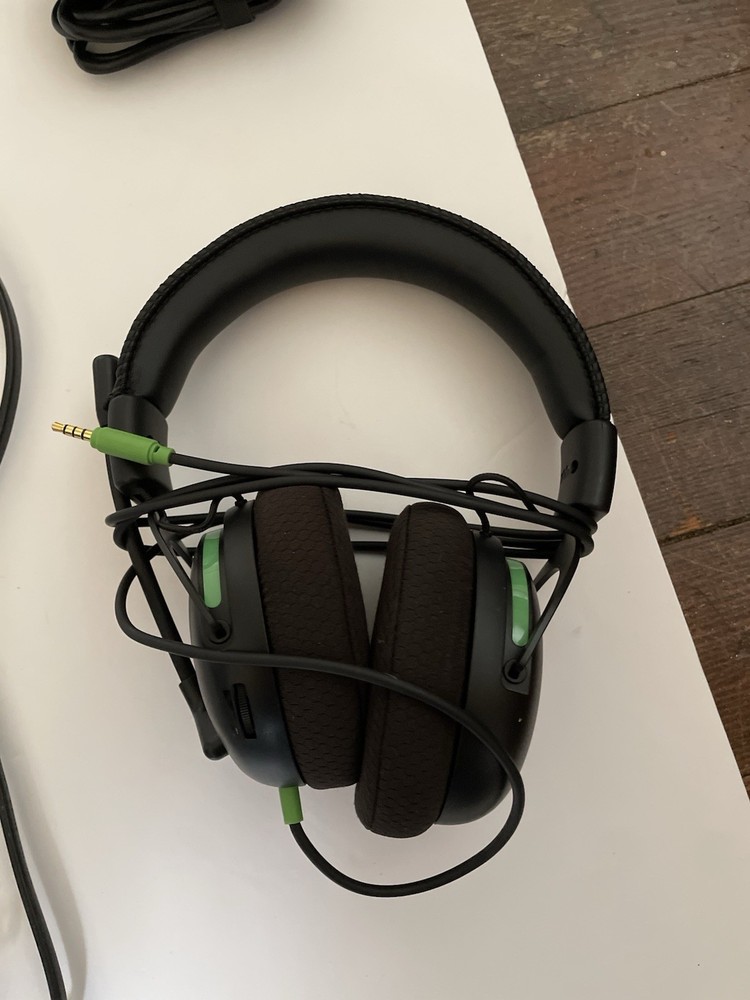 Xbox Series S 512GB SSD Console Bundle with Controller, Headset & Cables