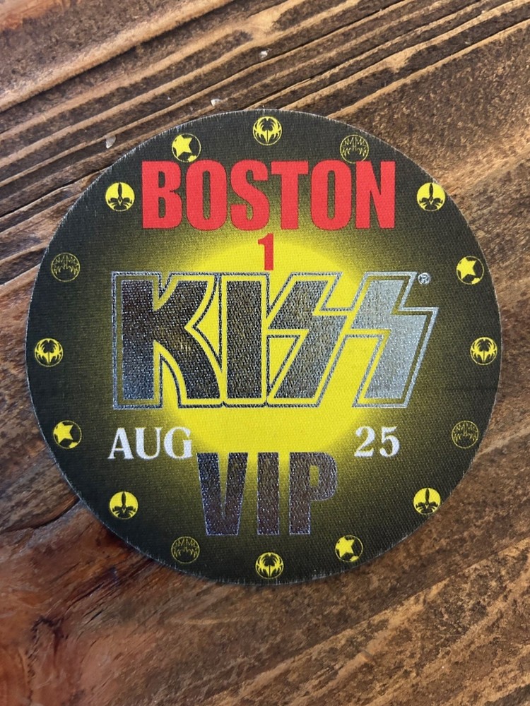 2003 Kiss VIP Backstage Pass