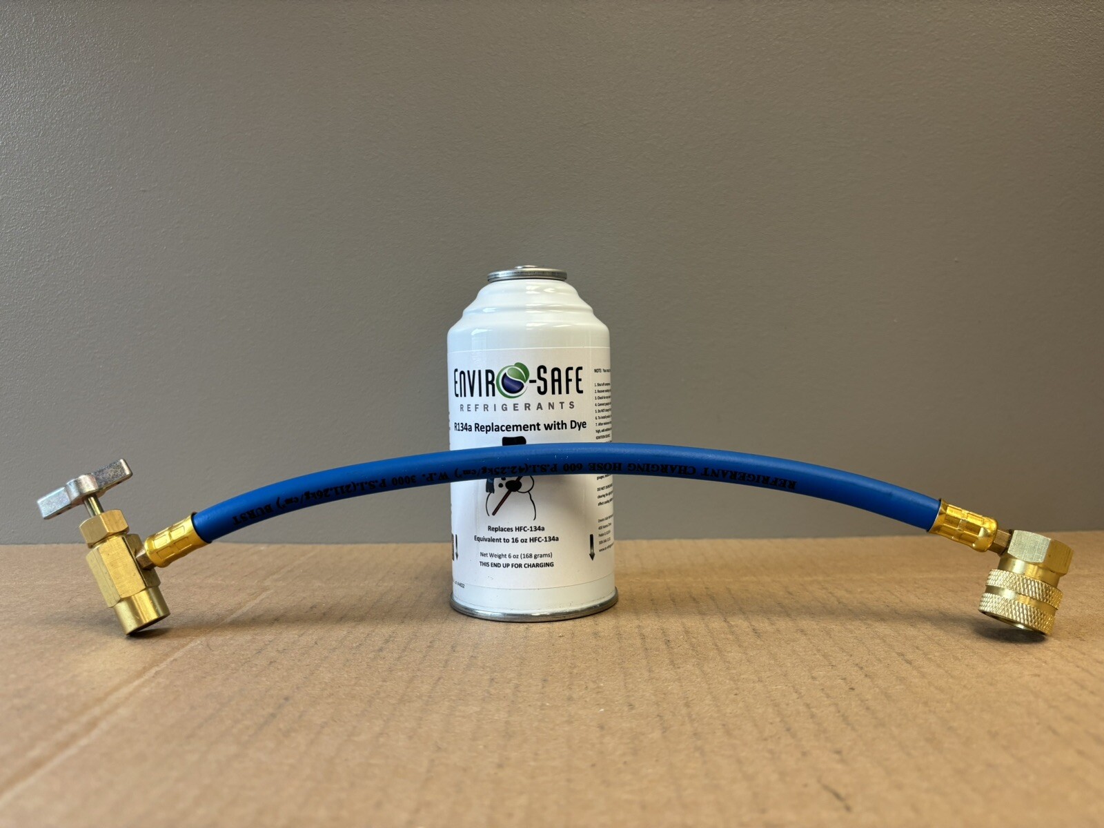 Envirosafe R134a Replacement Refrigerant with dye, 1 CAN, Charging Hose.