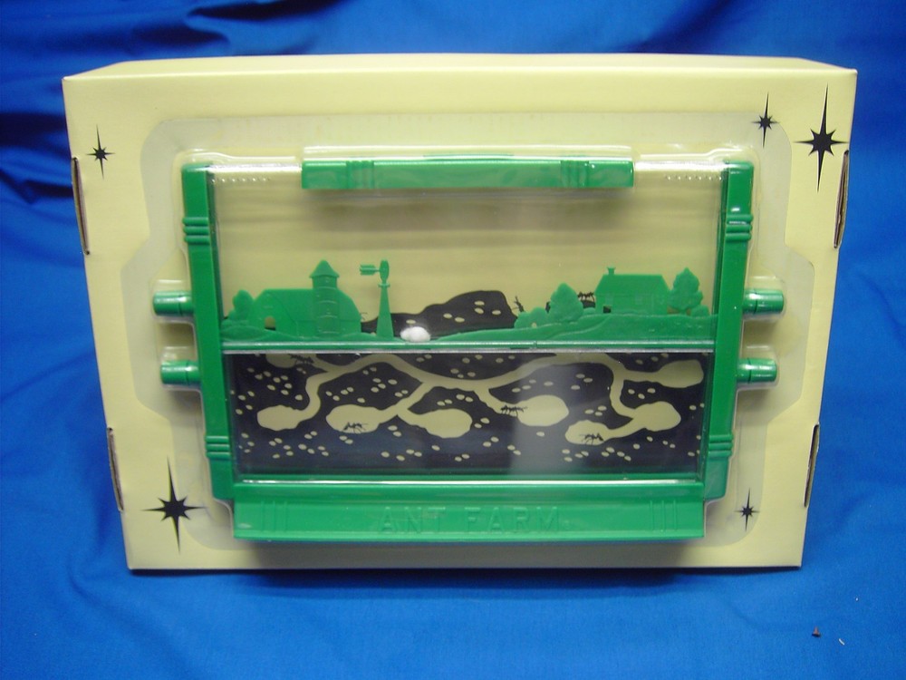 Uncle Milton Fascinating Ant Farm