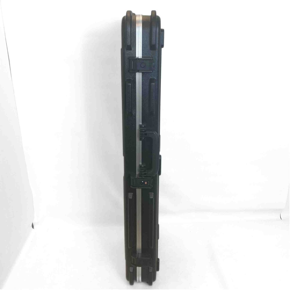 Charvel Standard Molded Hardshell Case with Rugged ABS Exterior Shell Black