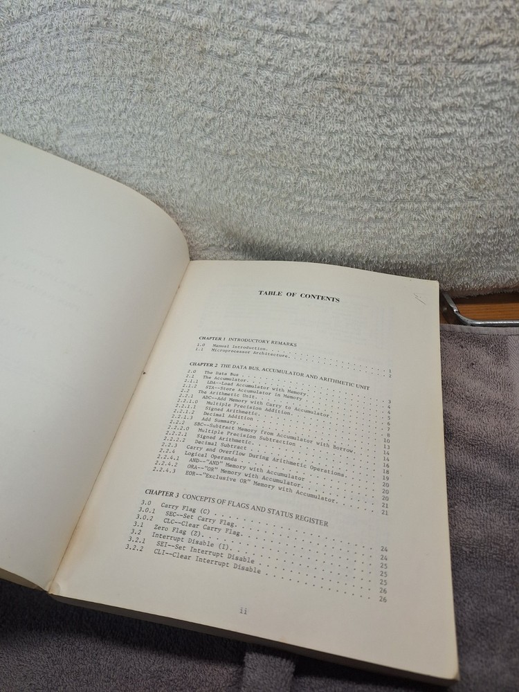 Vintage 1976 MOS Technology MCS6500 Microcomputer Programming Manual 6500-50A