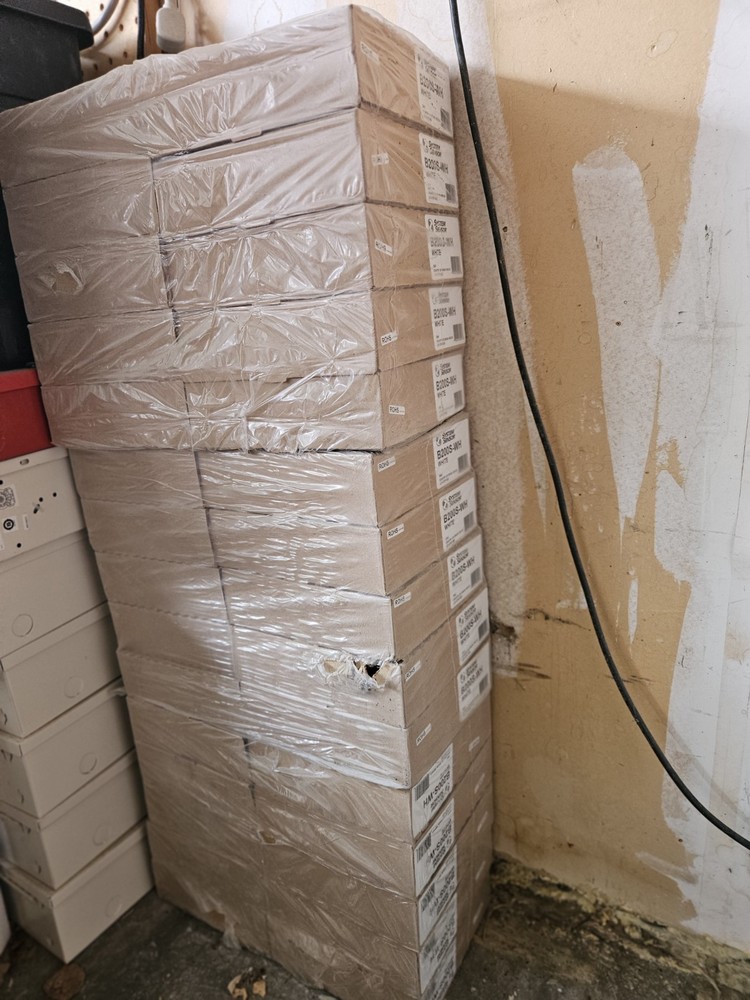 B200S-WH SYSTEM SENSOR