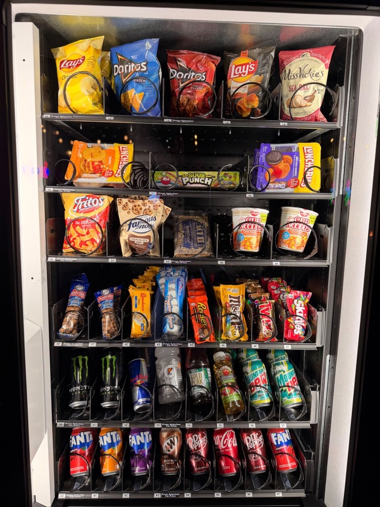 Snack/Drink Vending Machine