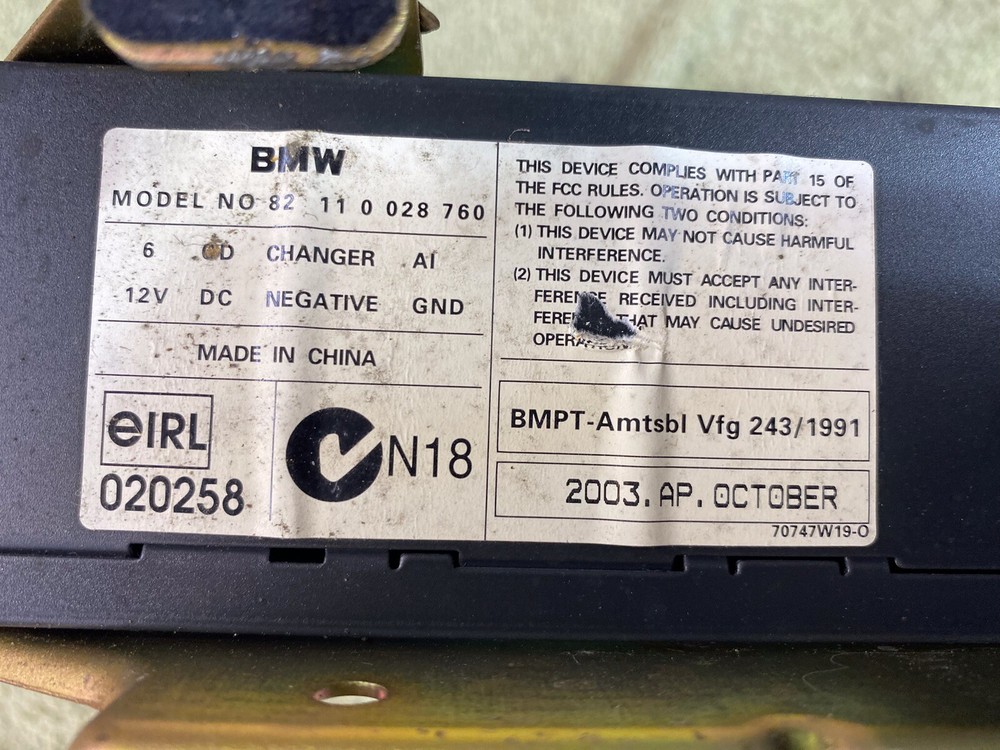 00 bmw 528i Trunk Cd Changer Unit Assembly