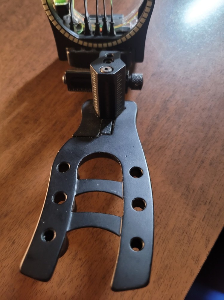 Trophy Ridge Hit-Man 5 Compound Bow Sight Right Or Left Hand Bows